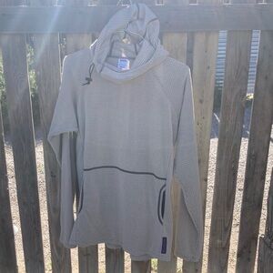 Men’s M Melanzana microgrid hoodie V2 Fog